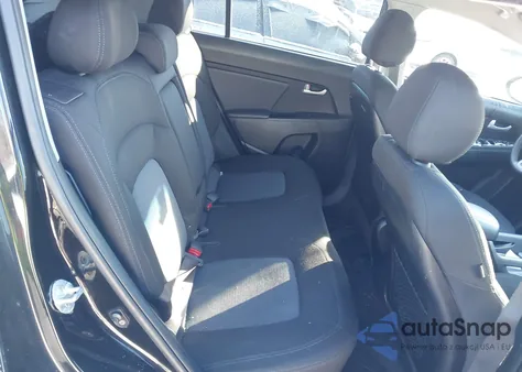 2016 Kia Sportage Lx z USA, uszkodzony, nr VIN KNDPBCACXG7853316